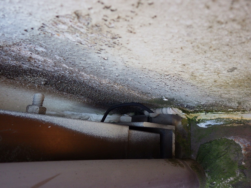 ベランダ下　門真市