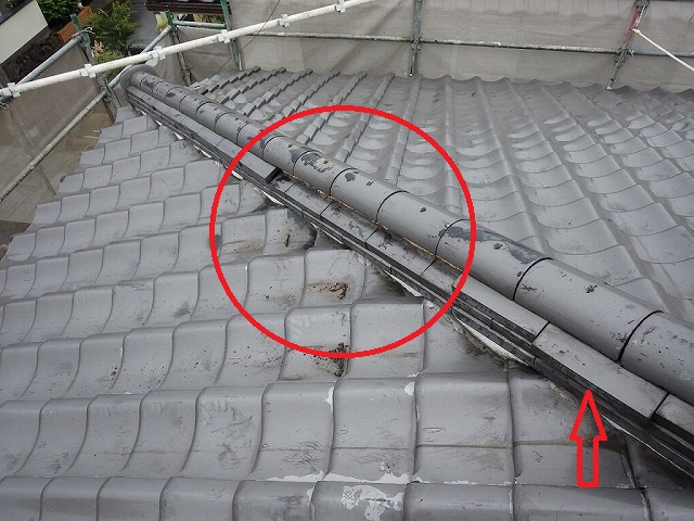 のし瓦落下　寝屋川市