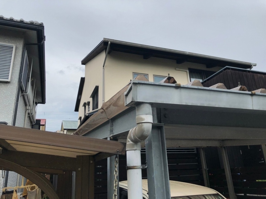 枚方市 ポリカ折板屋根のカーポート屋根調査を行いました。