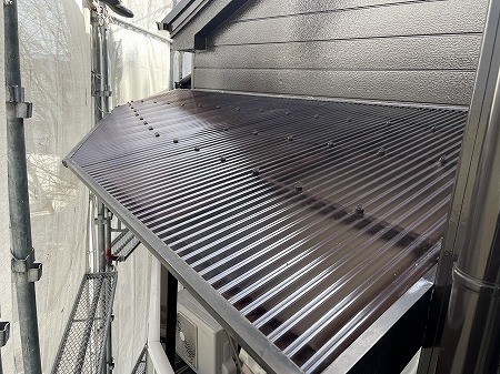 ポリカ波板交換全景