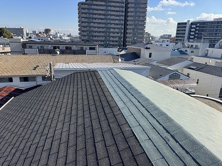 大阪市東淀川区にて4階建てマンションの屋根点検を行いました