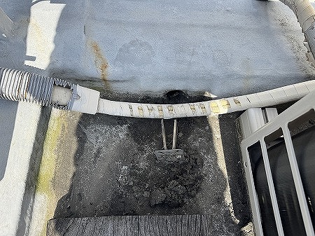 排水口が詰まっています。