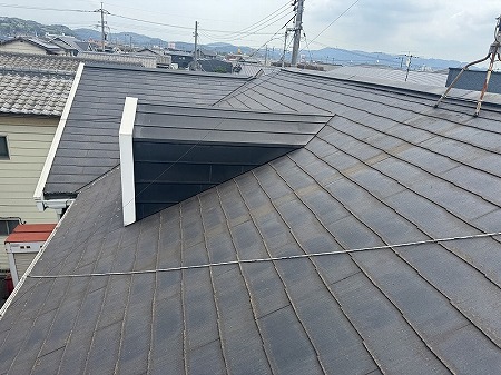 集合住宅の屋根