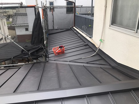 立平葺カバー工事